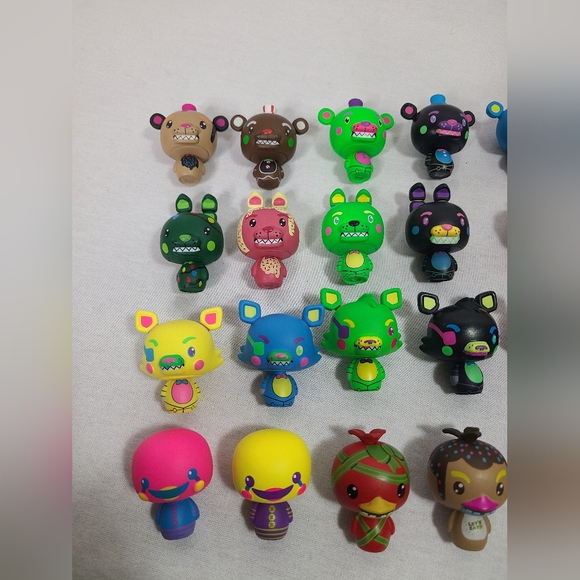 Five Nights at Freddy’s FNAF Funko POP 24 Mini Vinyl Figures Advent Calendar Toy - Picture 6 of 6